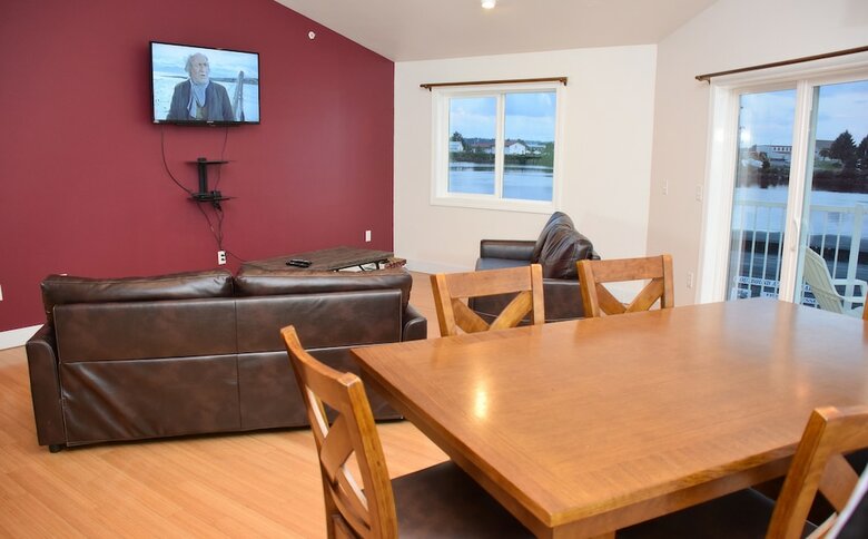 Posada Longliner Lodge And Suites