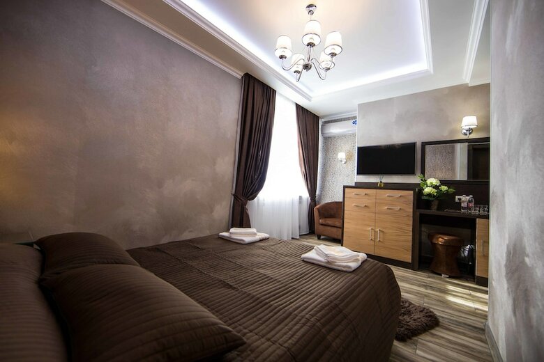 Hotel Era On Tsimbalina