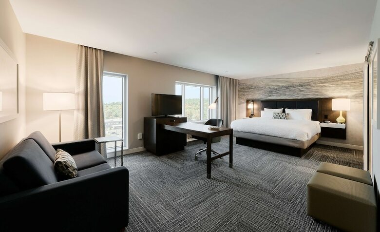Hotel Hampton Inn & Suites By Hilton Quebec City /saint-romuald