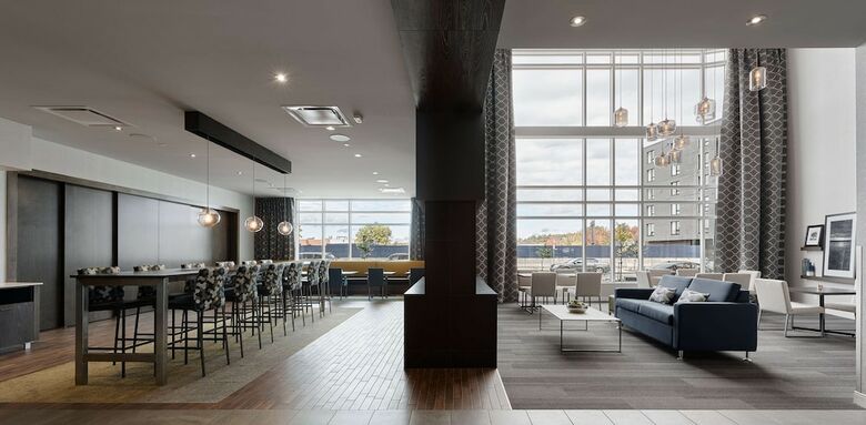 Hotel Hampton Inn & Suites By Hilton Quebec City /saint-romuald