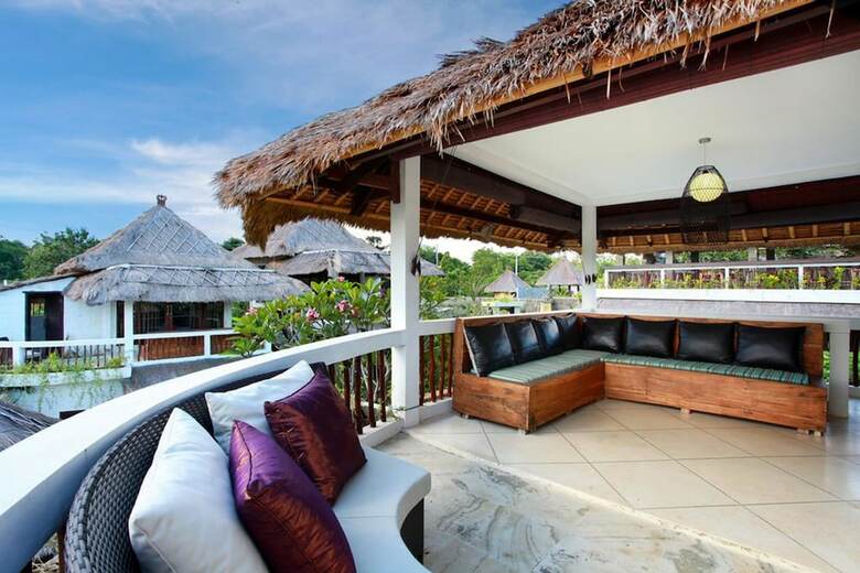 Bed & Breakfast Hill Dance Bali American Hotel