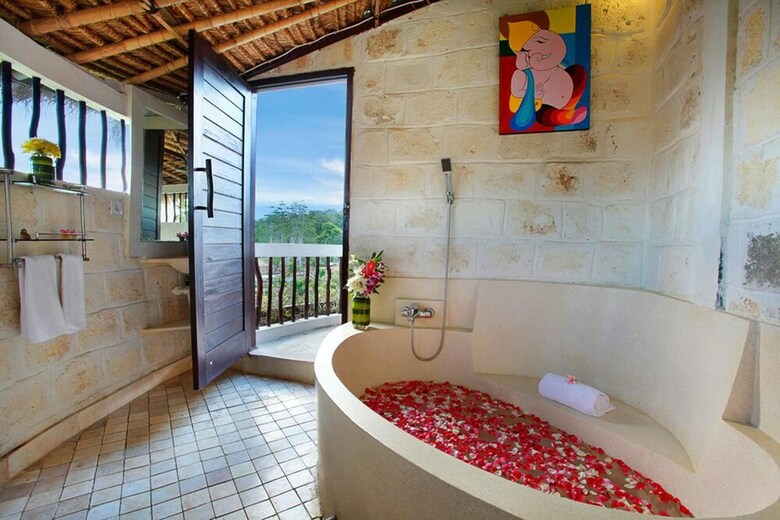 Bed & Breakfast Hill Dance Bali American Hotel