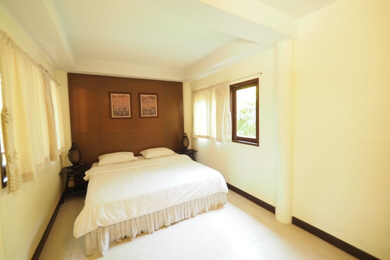 Hotel Baan Suan Amphawa