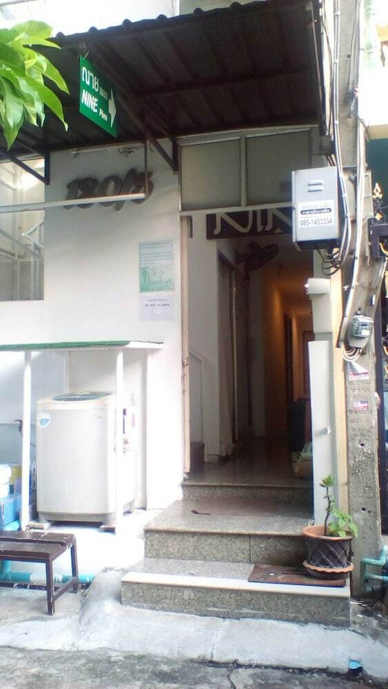 Hotel Nine Place Sukhumvit 81 - Bts On Nut