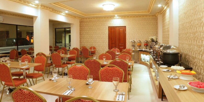 Hotel Hersya Front One Inn Surabaya