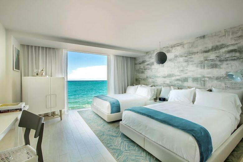 Serafina Beach Hotel