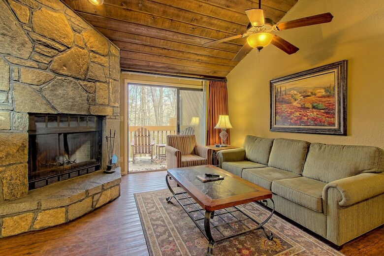 Foxhunt At Sapphire Valley By Capital Vacations