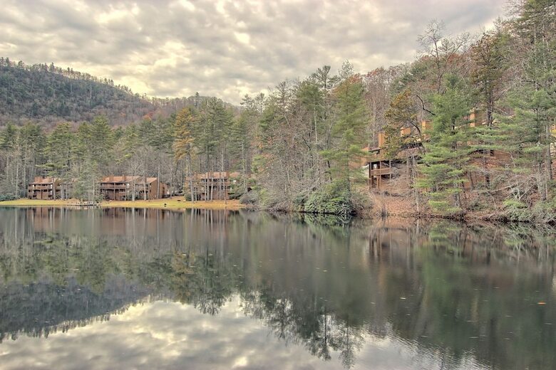 Foxhunt At Sapphire Valley By Capital Vacations
