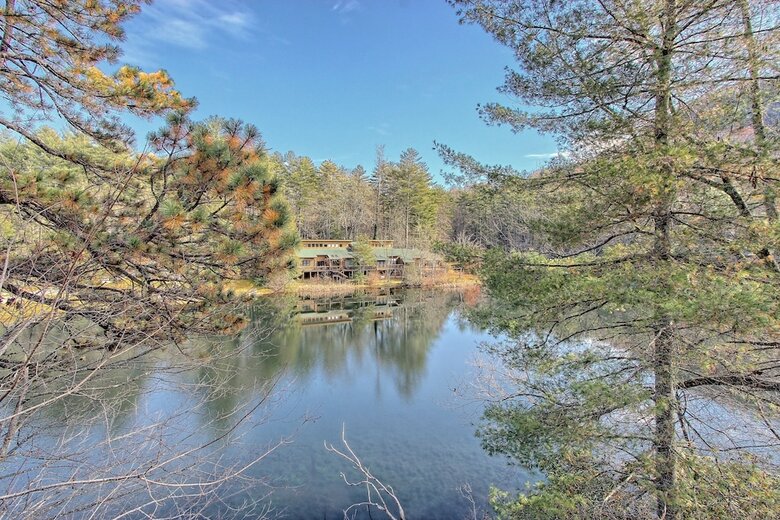 Foxhunt At Sapphire Valley By Capital Vacations