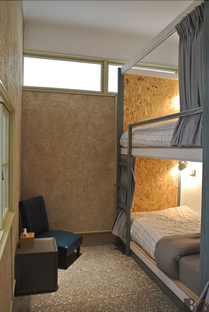 Hostal Bobooks