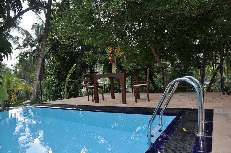 Hotel Tropical Retreat
