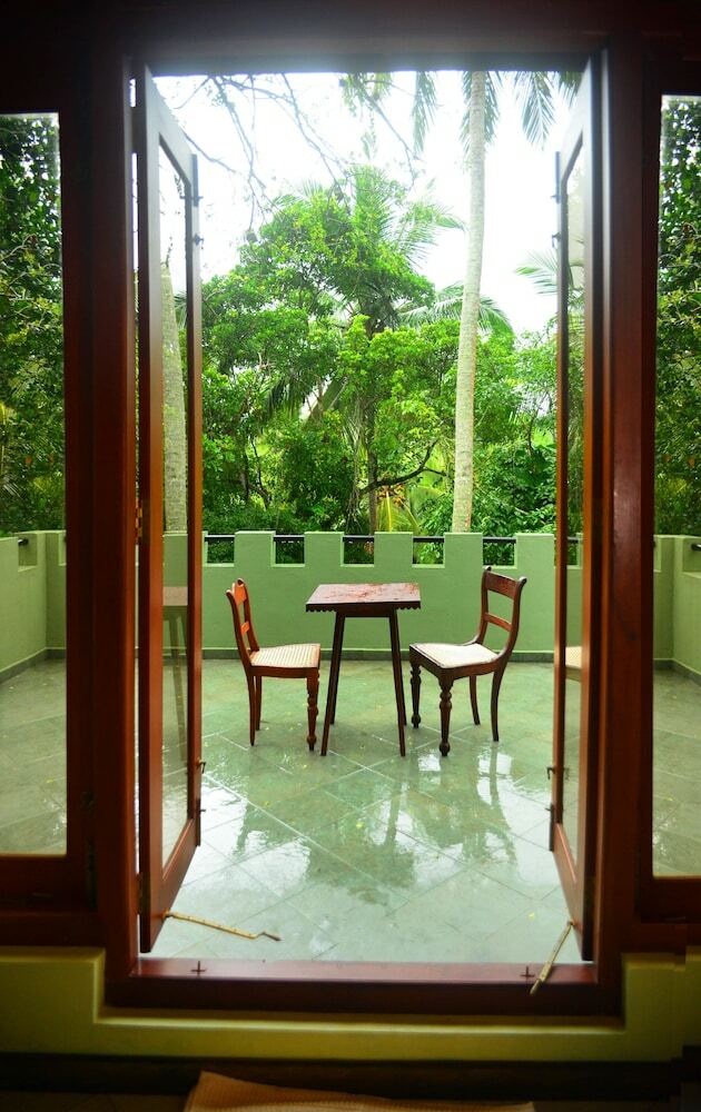 Hotel Tropical Retreat