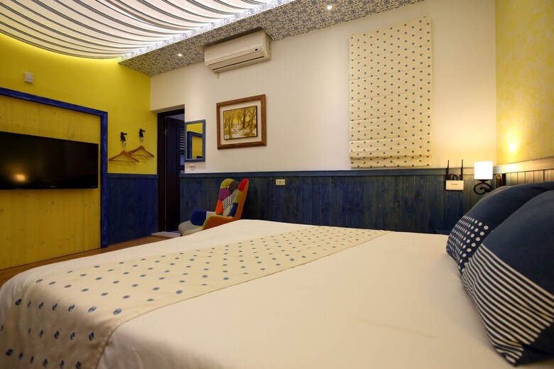 Bed & Breakfast Holland Windmill B & B