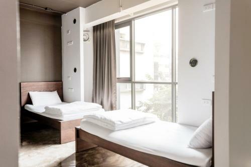 Hostal The Spades Hostel