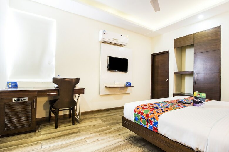 Fabhotel Royal Plaza Zirakpur