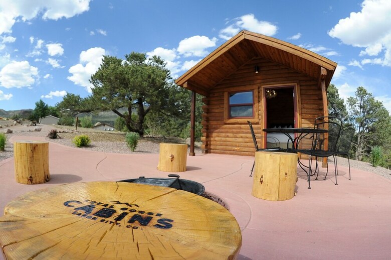 Royal Gorge Cabins
