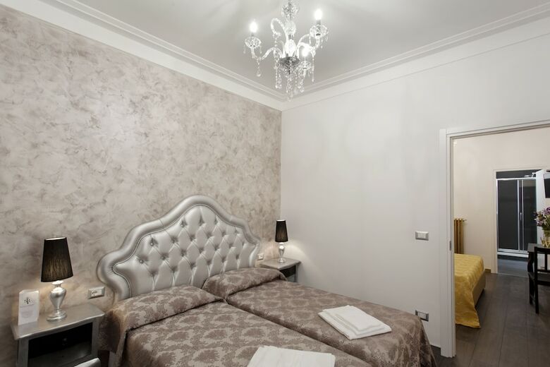 Hotel Secret Rhome