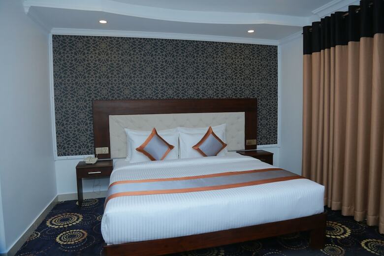 Galaxy Grand Hotel