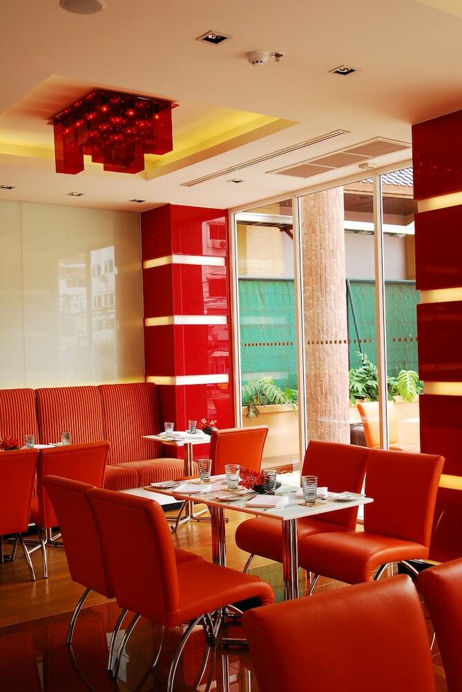 Nova Platinum Hotel
