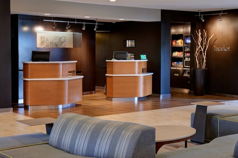 Hotel Courtyard By Marriott Detroit Dearborn