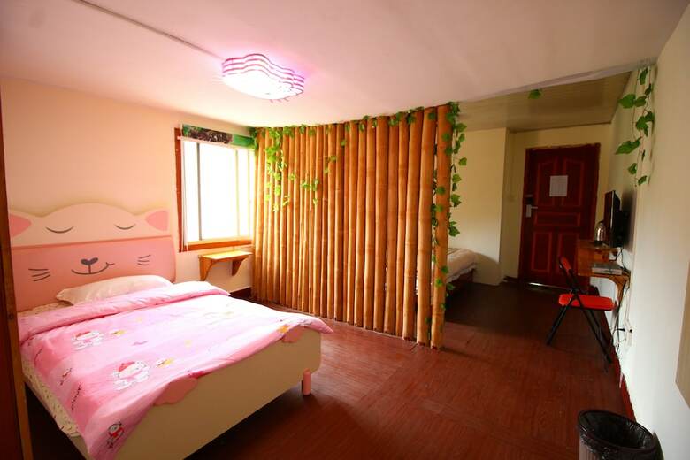 Hotel Zhangjiajie Red Apple Inn