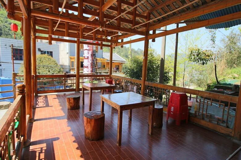 Hotel Zhangjiajie Red Apple Inn