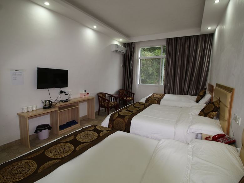Hotel Zhangjiajie Red Apple Inn