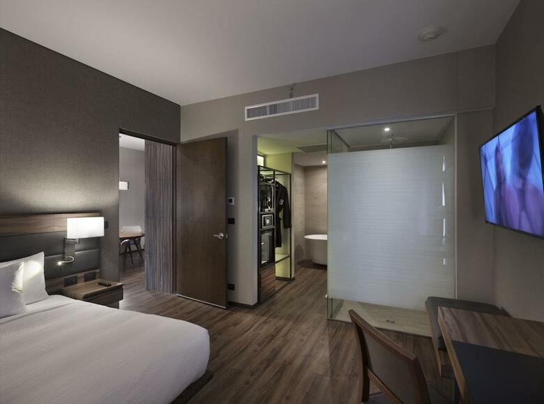 AC Hotel By Marriott Santa Fe