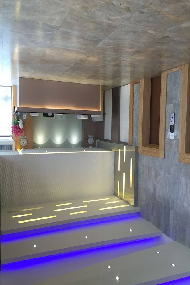 D-one Hotel
