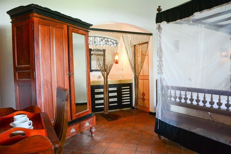 Hotel Villa Tissa Beach Resort