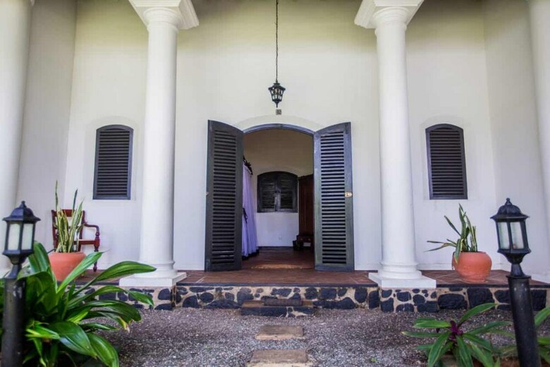 Hotel Villa Tissa Beach Resort