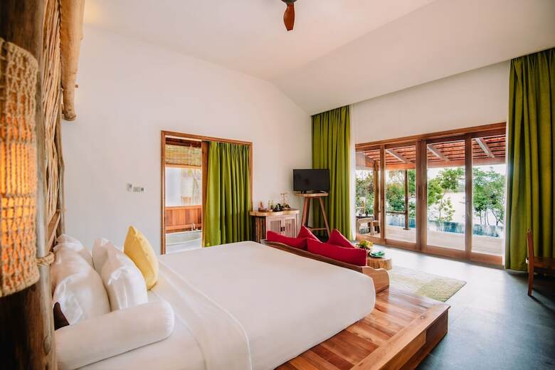 Hotel Green Bay Phu Quoc Resort & Spa