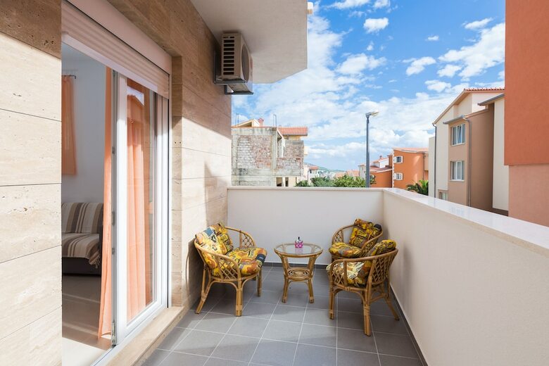 Apartments Villa Kolar