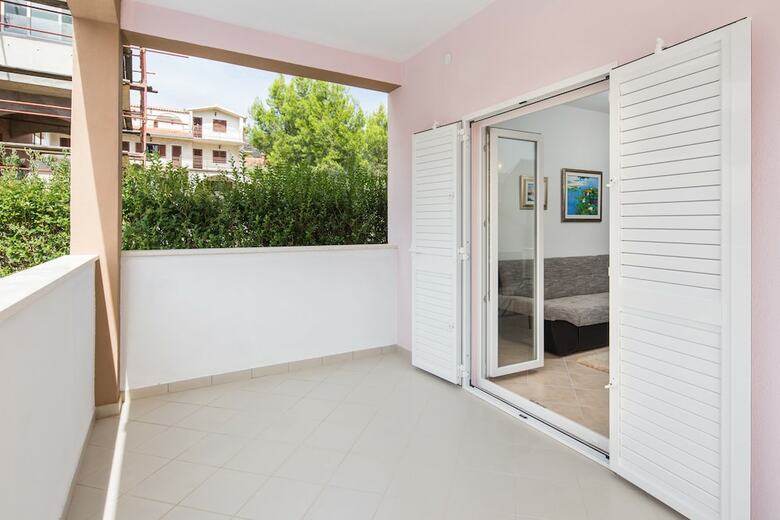 Apartments Villa Kolar