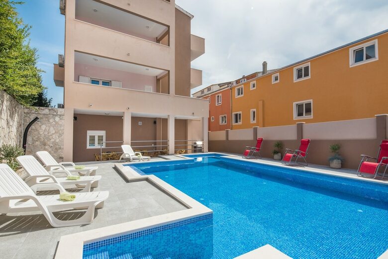 Apartments Villa Kolar