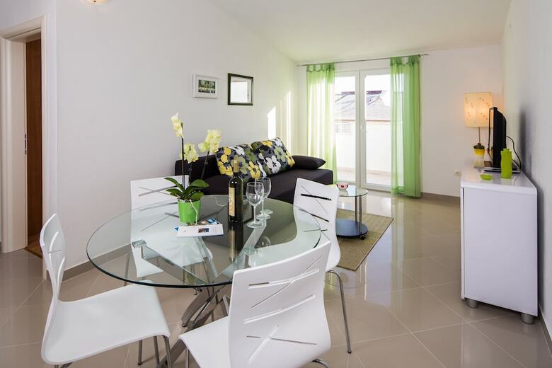 Apartments Villa Kolar