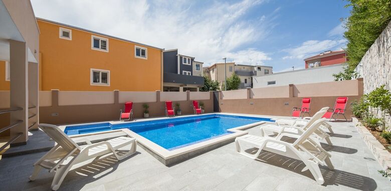 Apartments Villa Kolar