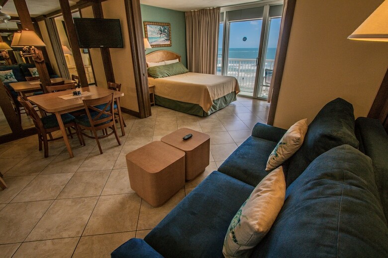 Sea Club IV