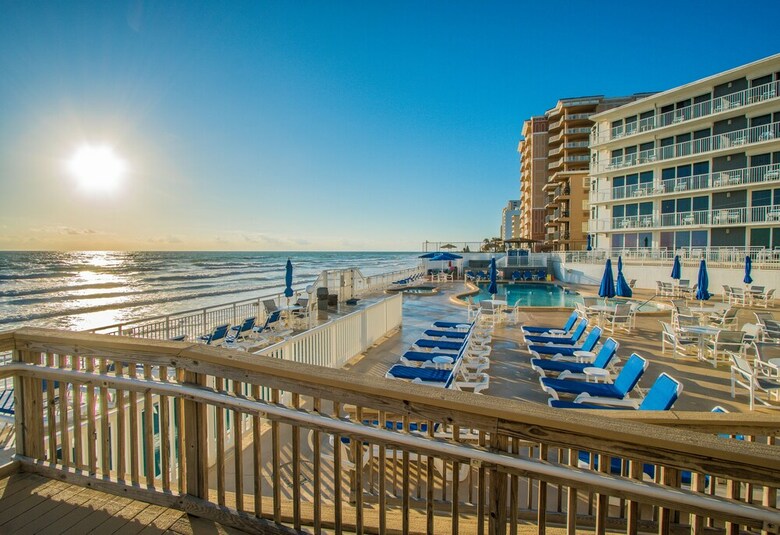 Sea Club IV