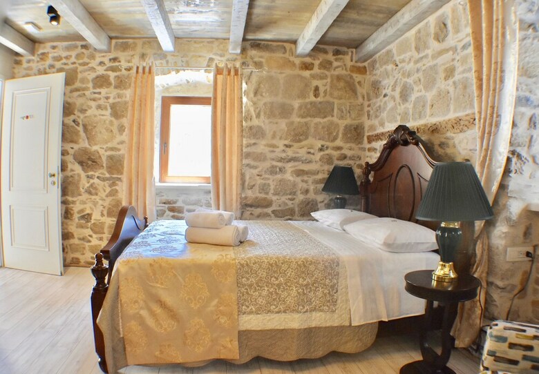 Hotel Heritage Palace Varos