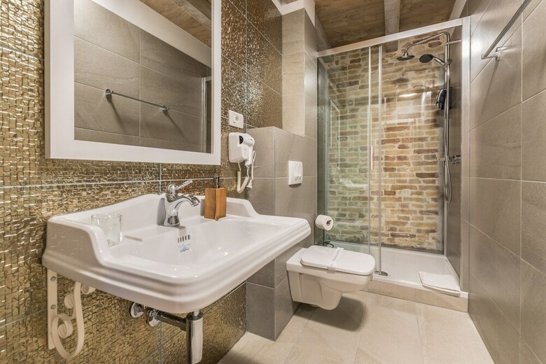 Hotel Heritage Palace Varos