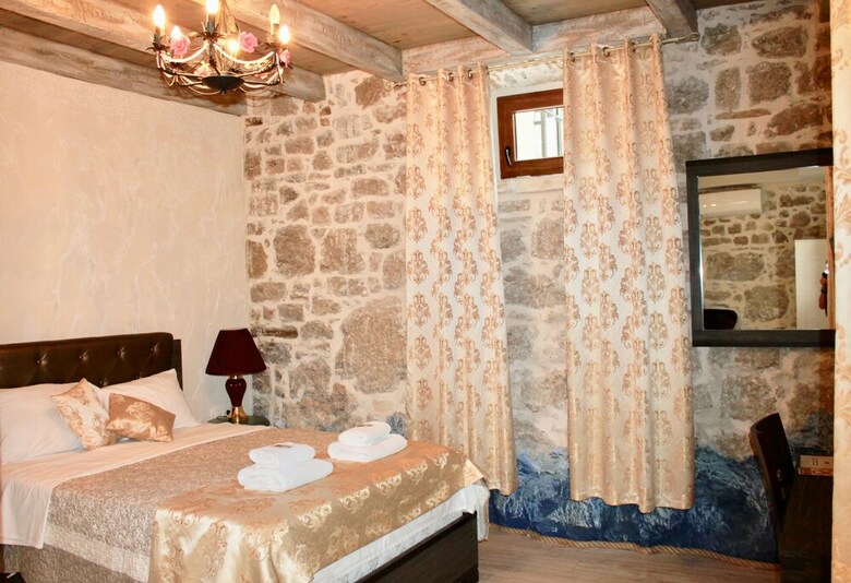 Hotel Heritage Palace Varos