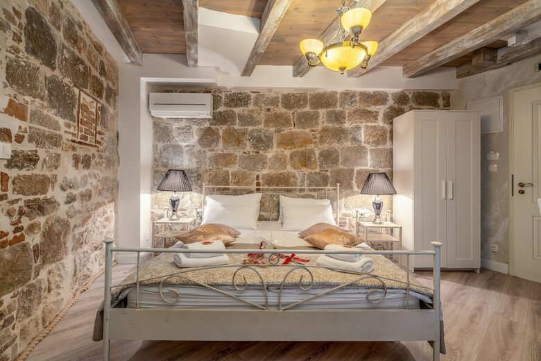 Hotel Heritage Palace Varos