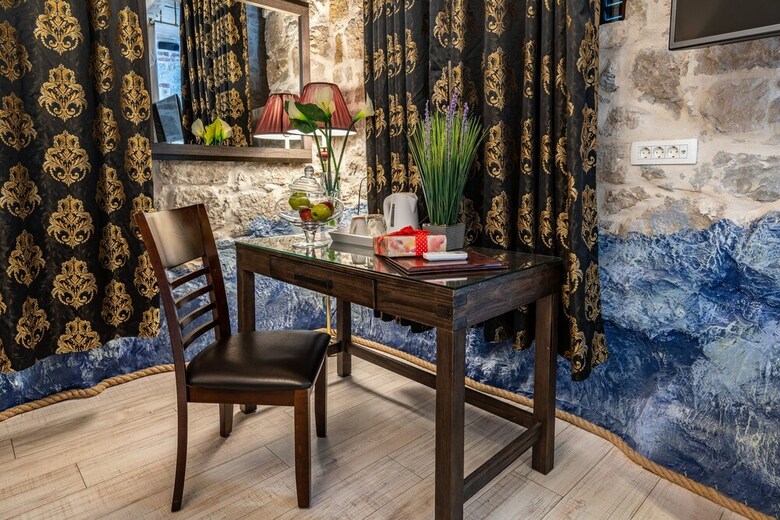 Hotel Heritage Palace Varos
