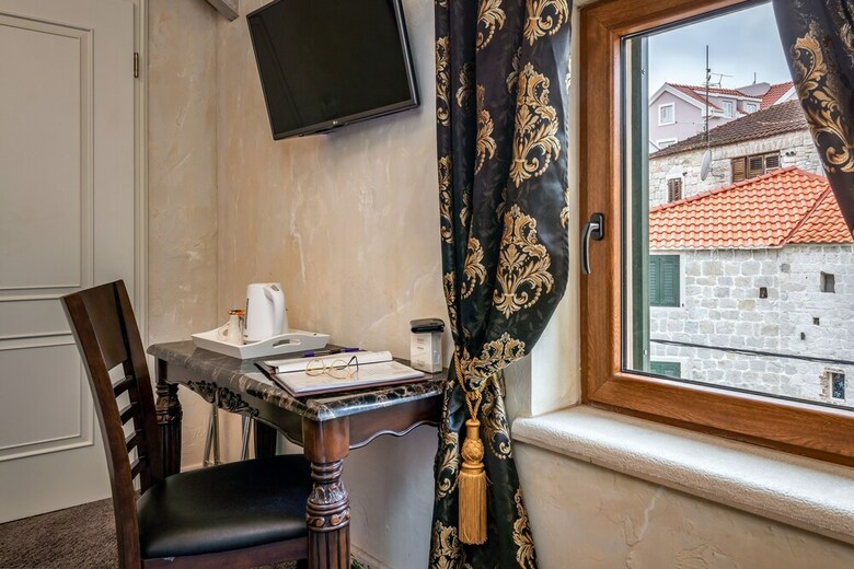 Hotel Heritage Palace Varos