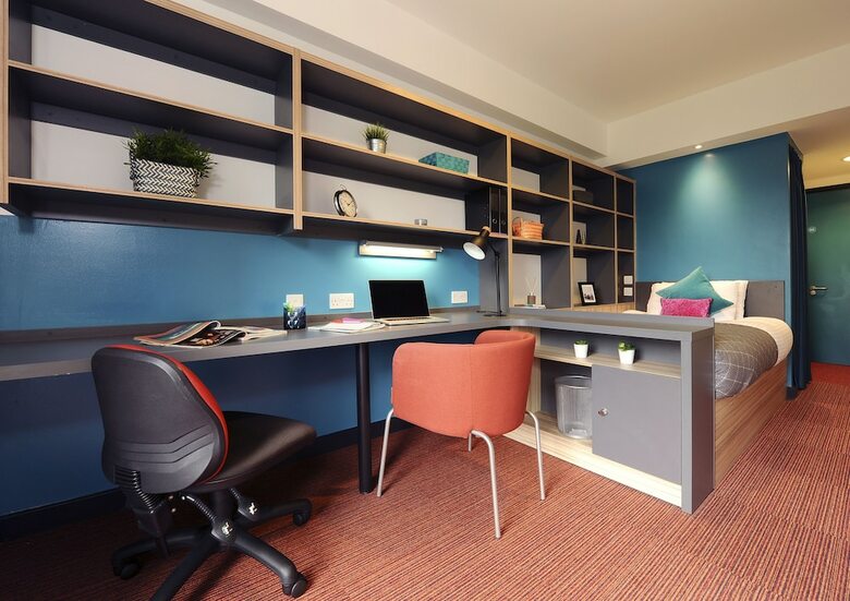 Hostal Peel Park Quarter (Campus Accommodation)