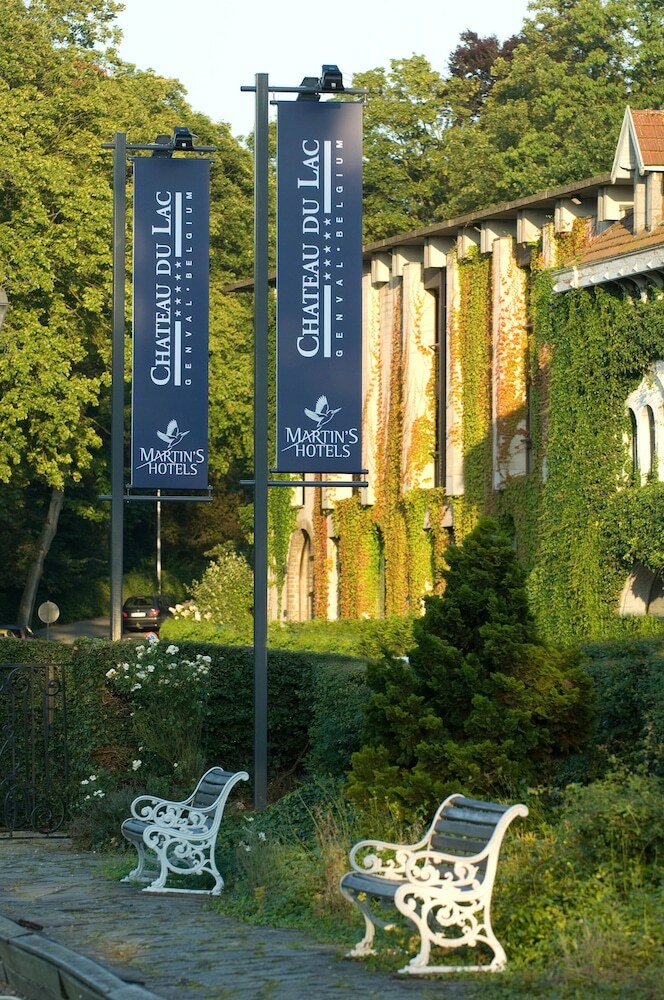 Hotel Martin's Ch�teau Du Lac