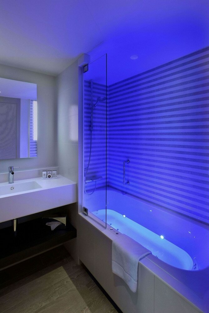 Hotel Martin's Ch�teau Du Lac