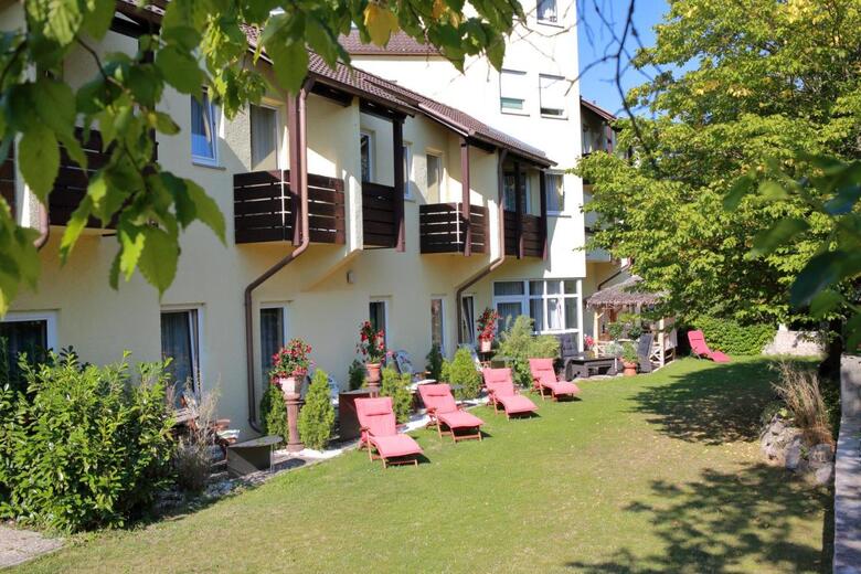 Hotel R�merstadt
