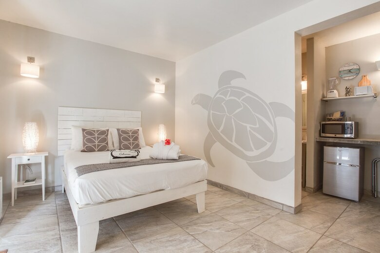 Caribbean Beach Cabanas - A Pur Hotel